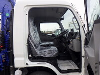 三菱ふそうキャンターセルフクレーン4段小型（2t・3t）[写真38]