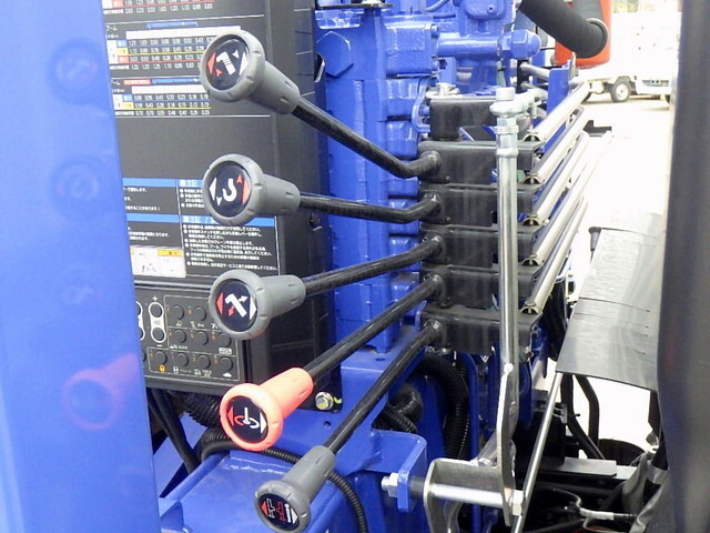 三菱ふそうキャンターセルフクレーン4段小型（2t・3t）[写真09]