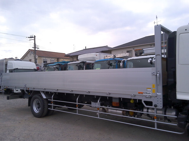 日野レンジャーアルミブロック増トン（6t・8t）[写真06]