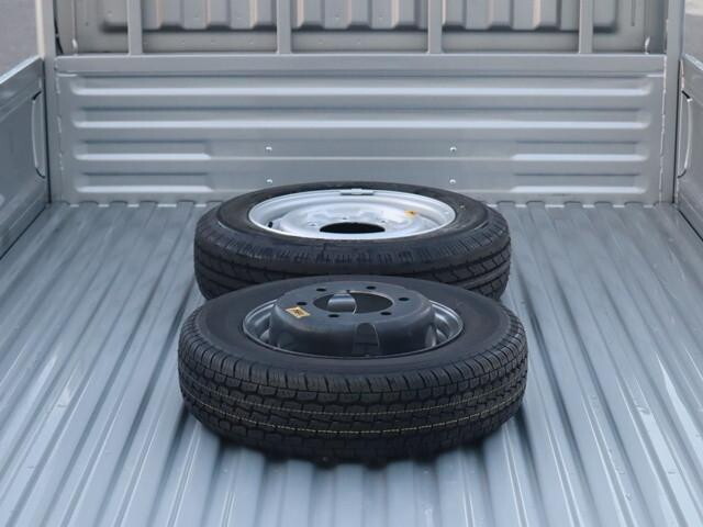 日産アトラス平ボディ小型（2t・3t）[写真18]