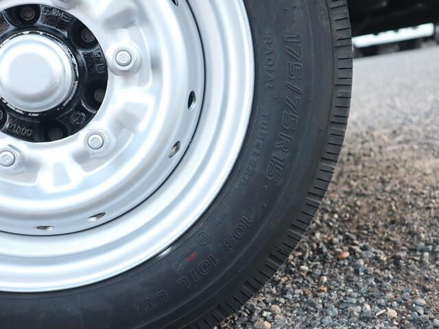 日産アトラス平ボディ小型（2t・3t）[写真19]