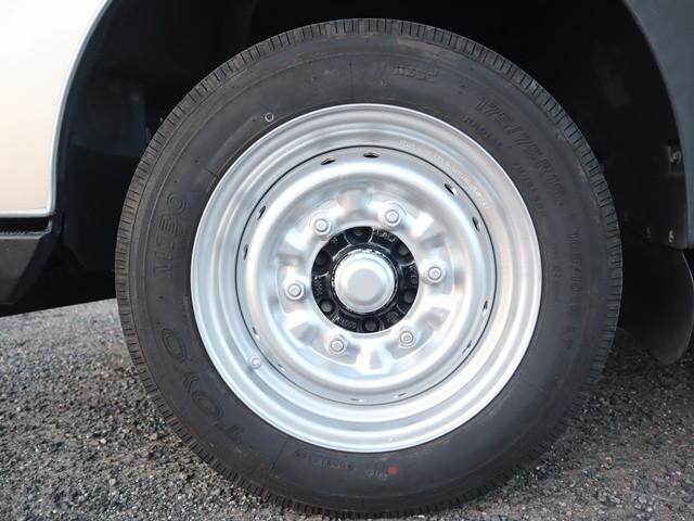 日産アトラス平ボディ小型（2t・3t）[写真23]