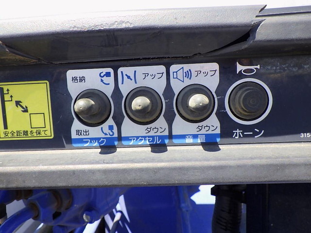 日野デュトロクレーン4段小型（2t・3t）[写真10]