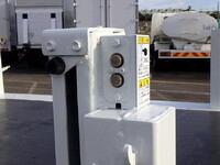 いすゞエルフ平ボディ小型（2t・3t）[写真28]