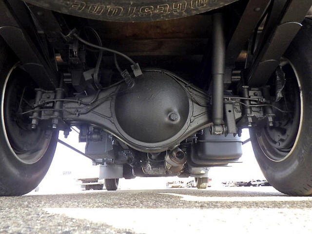 いすゞエルフ平ボディ小型（2t・3t）[写真33]