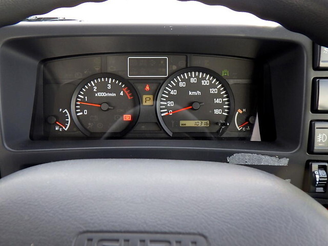 いすゞエルフ平ボディ小型（2t・3t）[写真40]