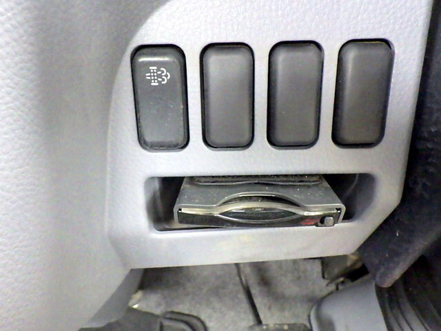 三菱ふそうキャンター平ボディ小型（2t・3t）[写真19]