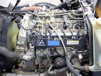 三菱ふそうキャンター平ボディ小型（2t・3t）[写真32]