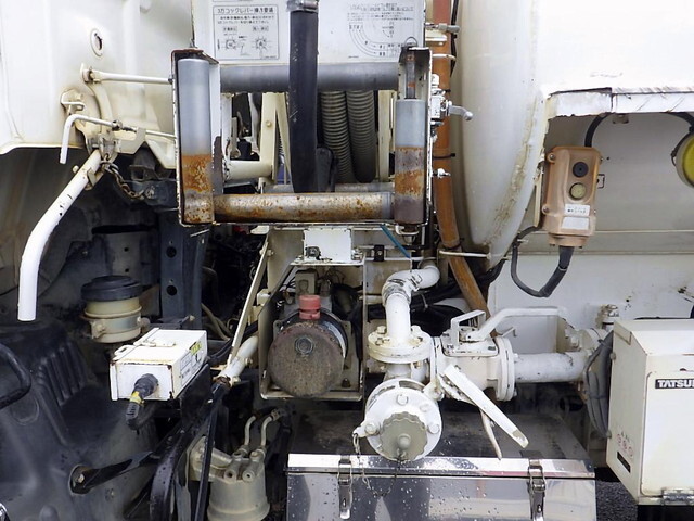 日野レンジャータンク車（タンクローリー）中型（4t）[写真23]