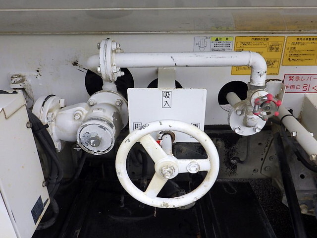 日野レンジャータンク車（タンクローリー）中型（4t）[写真26]