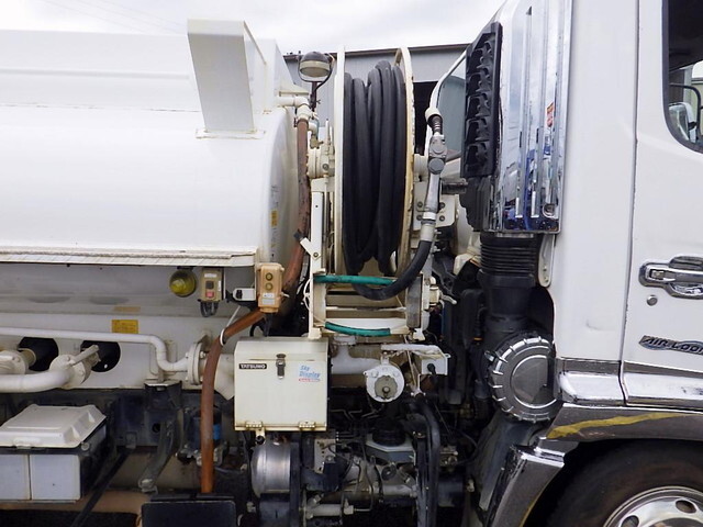 日野レンジャータンク車（タンクローリー）中型（4t）[写真27]