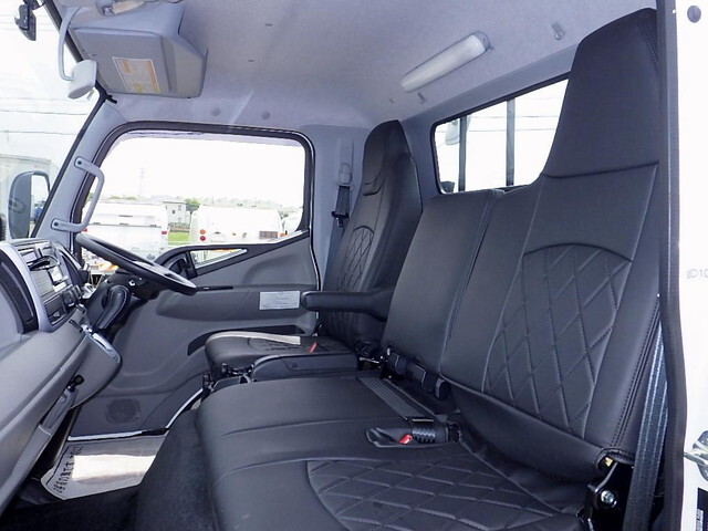 三菱ふそうキャンターセーフティローダー小型（2t・3t）[写真10]