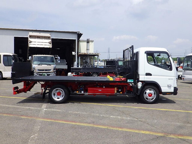 三菱ふそうキャンターセーフティローダー小型（2t・3t）[写真03]