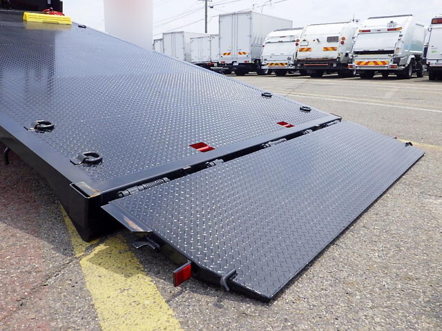 三菱ふそうキャンターセーフティローダー小型（2t・3t）[写真30]