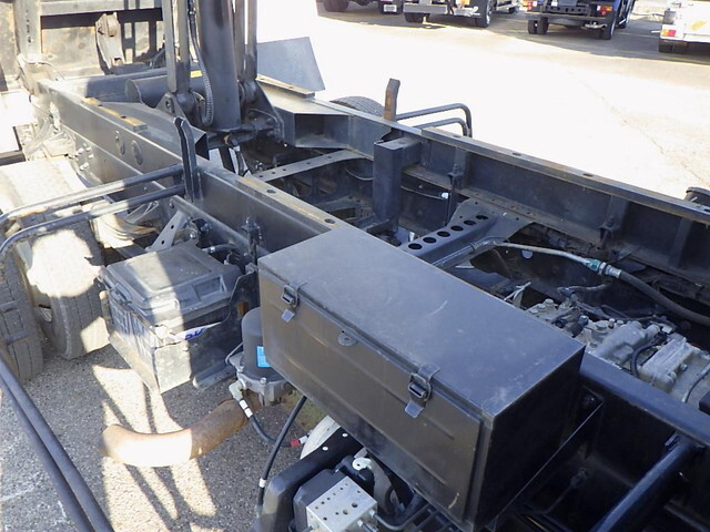 日野レンジャーダンプ中型（4t）[写真32]