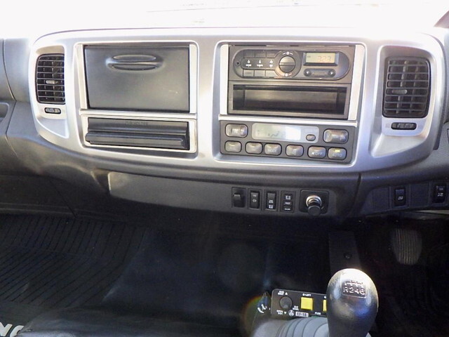 日野レンジャーダンプ中型（4t）[写真08]