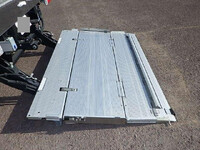 日野デュトロパネルバン小型（2t・3t）[写真14]