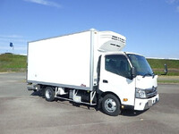 日野デュトロパネルバン小型（2t・3t）[写真01]