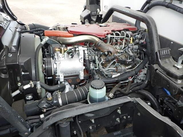 日野デュトロパネルバン小型（2t・3t）[写真29]