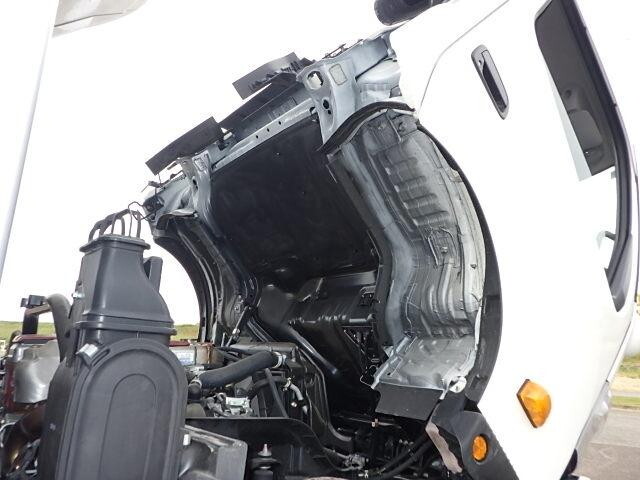 日野デュトロパネルバン小型（2t・3t）[写真31]