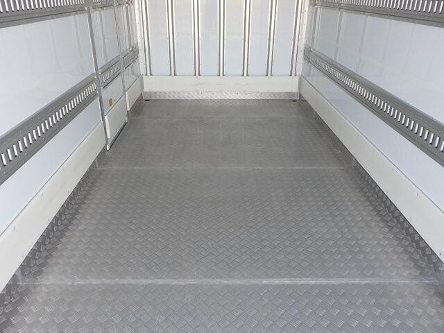 日野デュトロパネルバン小型（2t・3t）[写真07]