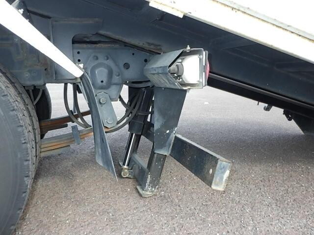 いすゞエルフローダーダンプ小型（2t・3t）[写真12]