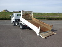 いすゞエルフローダーダンプ小型（2t・3t）[写真02]