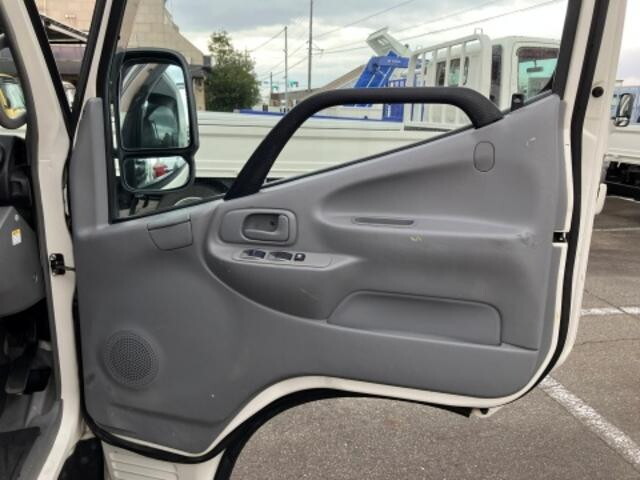 日野デュトロ平ボディ小型（2t・3t）[写真36]