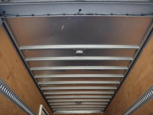 トヨタダイナアルミバン小型（2t・3t）[写真11]