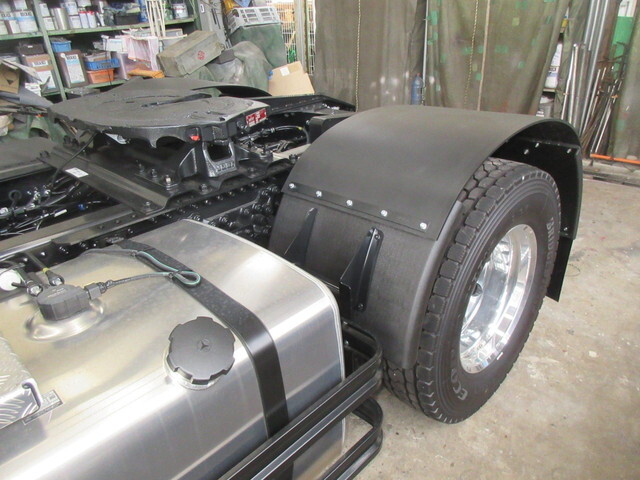 三菱ふそうスーパーグレートトレーラーヘッド（トラクターヘッド）大型（10t）[写真12]