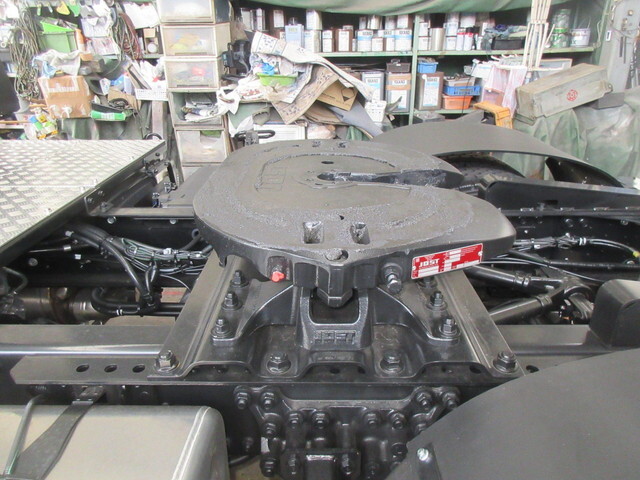 三菱ふそうスーパーグレートトレーラーヘッド（トラクターヘッド）大型（10t）[写真14]