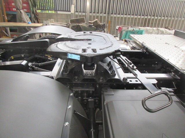 三菱ふそうスーパーグレートトレーラーヘッド（トラクターヘッド）大型（10t）[写真15]