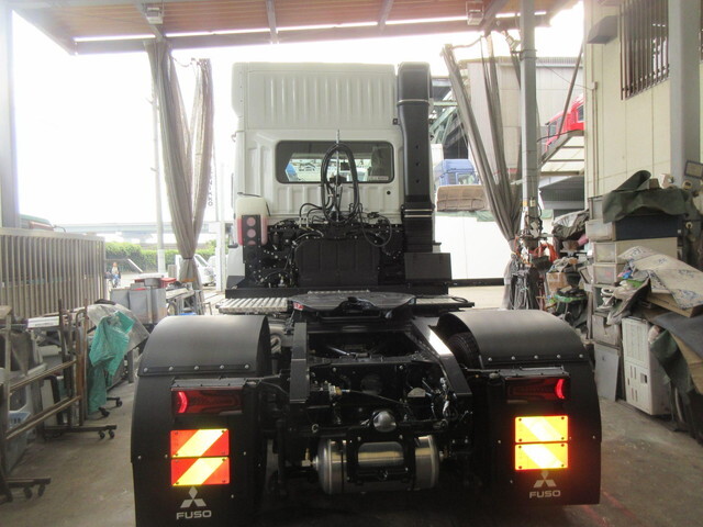 三菱ふそうスーパーグレートトレーラーヘッド（トラクターヘッド）大型（10t）[写真05]