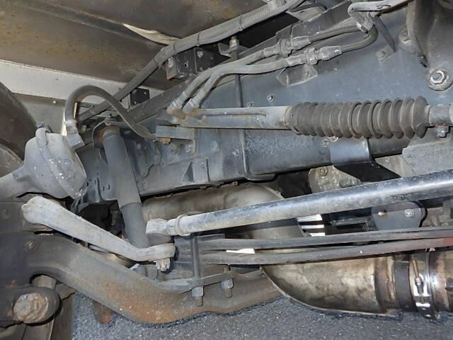 三菱ふそうスーパーグレートアルミウイング大型（10t）[写真14]