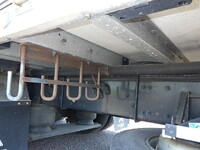 三菱ふそうスーパーグレートアルミウイング大型（10t）[写真17]