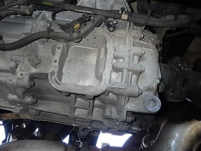 三菱ふそうスーパーグレートアルミウイング大型（10t）[写真17]