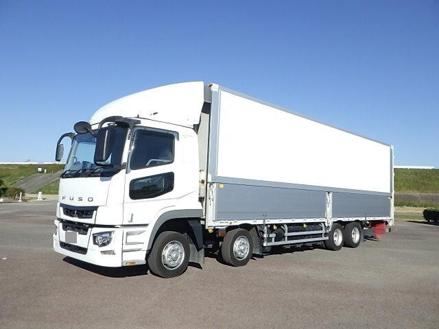 三菱ふそうスーパーグレートアルミウイング大型（10t）[写真03]