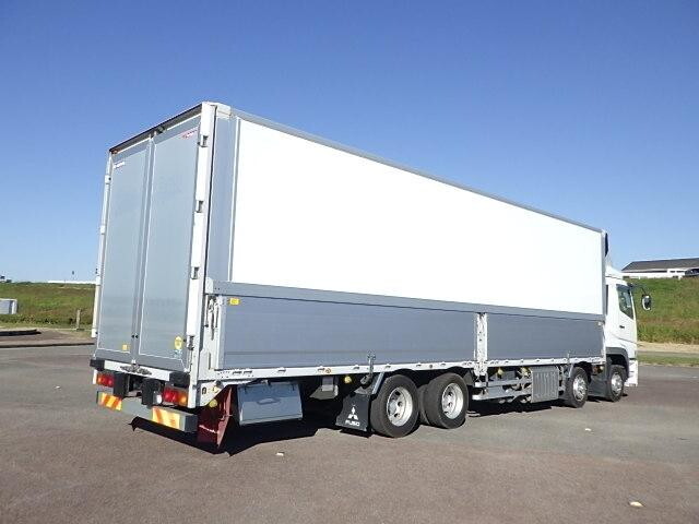 三菱ふそうスーパーグレートアルミウイング大型（10t）[写真04]