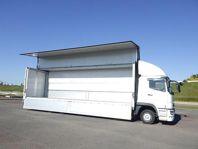 三菱ふそうスーパーグレートアルミウイング大型（10t）[写真06]