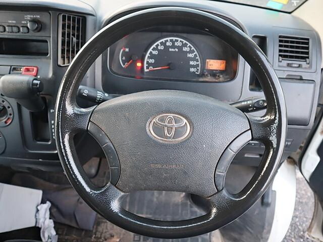 トヨタタウンエース平ボディ小型（2t・3t）[写真04]