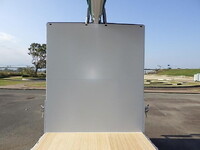 三菱ふそうスーパーグレートアルミウイング大型（10t）[写真12]