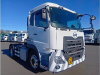 UDトラックスクオントレーラーヘッド（トラクターヘッド）大型（10t）[写真01]