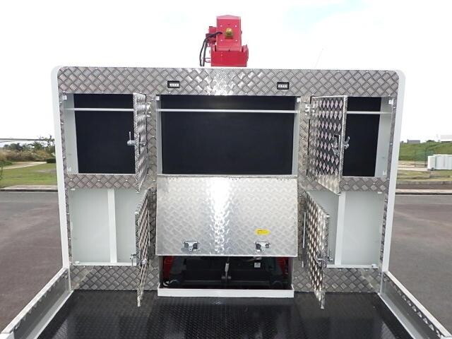 日野レンジャーセルフクレーン4段増トン（6t・8t）[写真13]