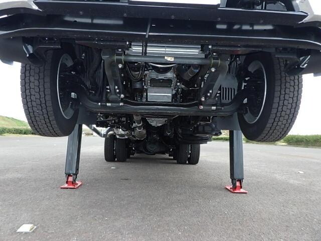 日野レンジャーセルフクレーン4段増トン（6t・8t）[写真14]