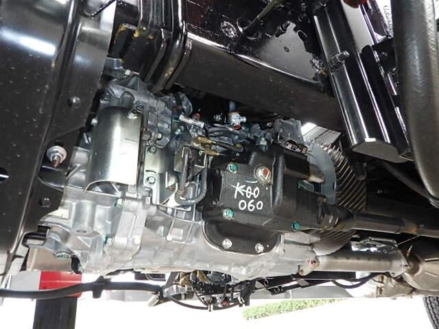 日野レンジャーセルフクレーン4段増トン（6t・8t）[写真17]