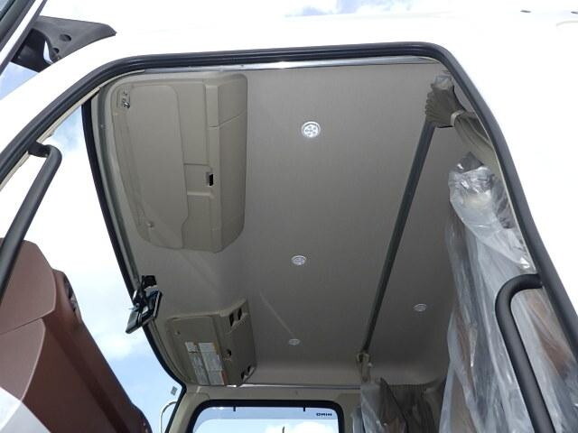 日野レンジャーセルフクレーン4段増トン（6t・8t）[写真23]