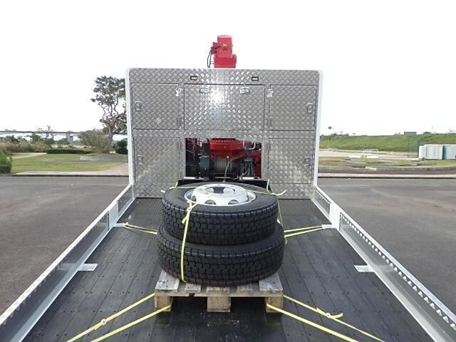 日野レンジャーセルフクレーン4段増トン（6t・8t）[写真09]