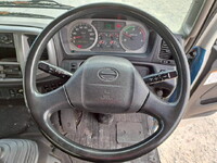 日野レンジャー冷凍車（冷蔵車）中型（4t）[写真12]