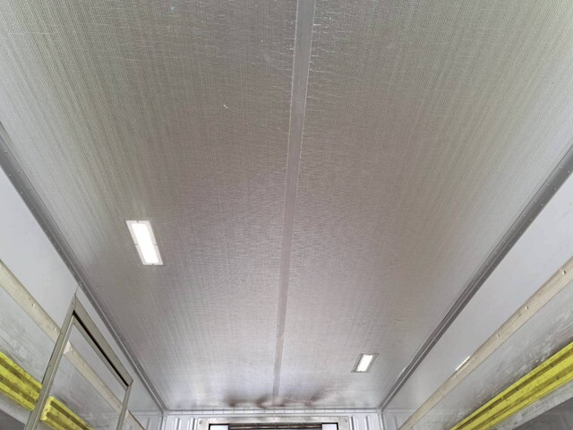 日野レンジャー冷凍車（冷蔵車）中型（4t）[写真22]