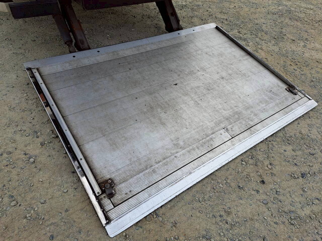 日野レンジャー冷凍車（冷蔵車）中型（4t）[写真28]